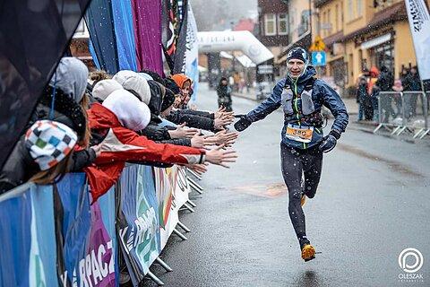 Miłosz během Zimowy Ultramaraton Karkonoski 2023